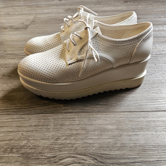 PRIMADONNA COLLECTION Platform Oxfords - Picture 3 of 8